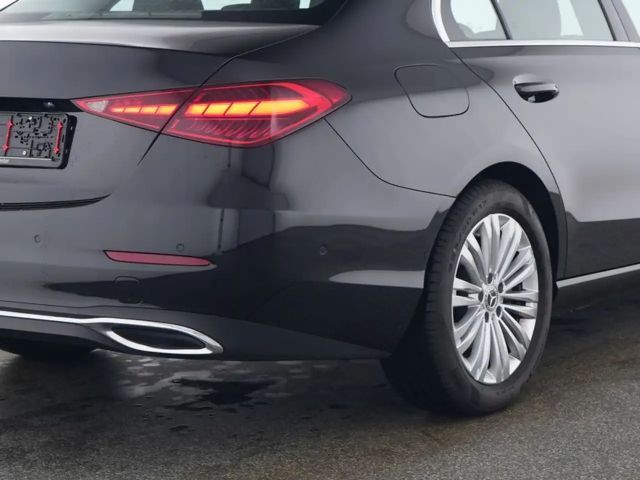 Mercedes-Benz C 180 AVANTGARDE Sedan