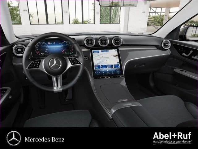 Mercedes-Benz C 180 AVANTGARDE Sedan