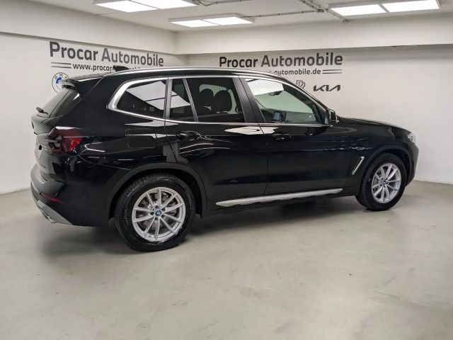 BMW X3 xDrive30e