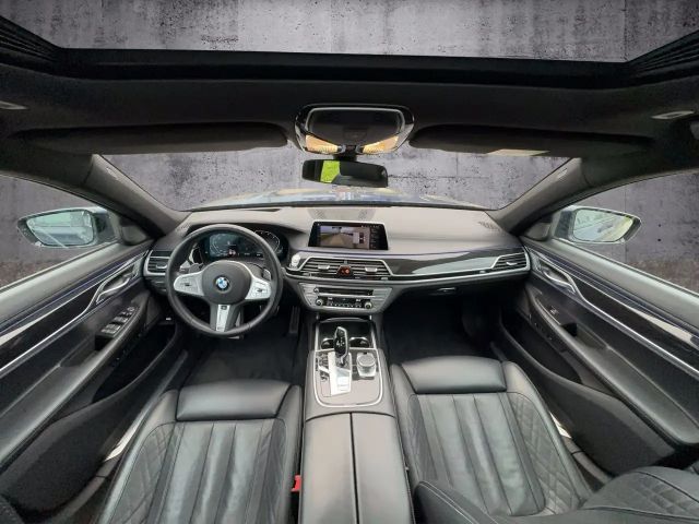 BMW 730 730d M-Sport Sedan xDrive