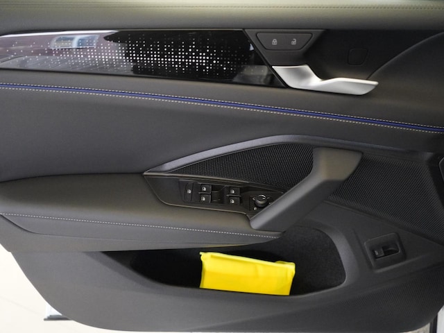 Volkswagen Tiguan DSG R-Line Style