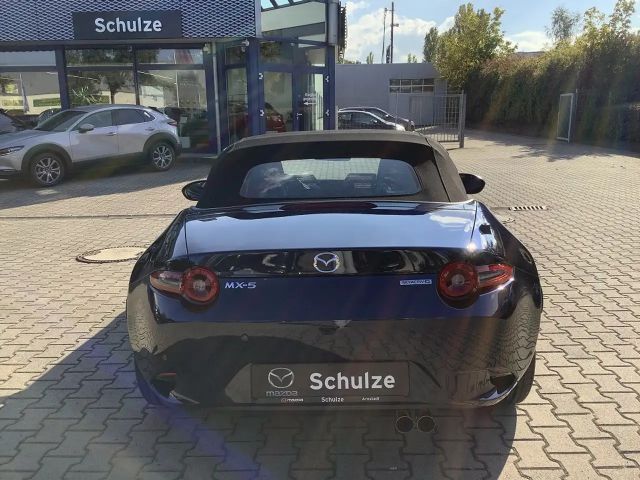 Mazda MX-5 Exclusive-line SkyActiv