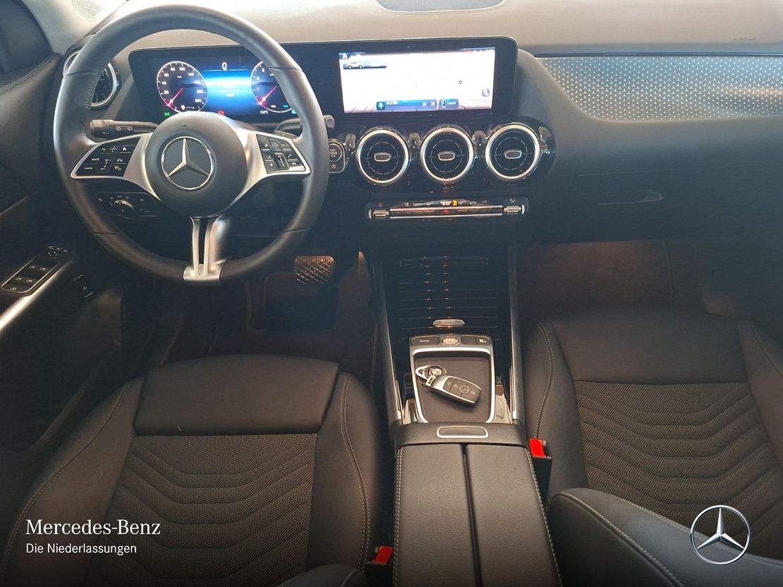 Mercedes-Benz GLA 180 Progressive