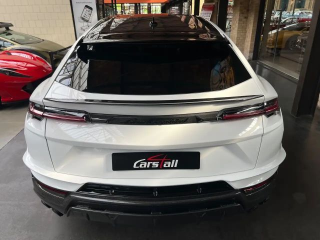 Lamborghini Urus Performante