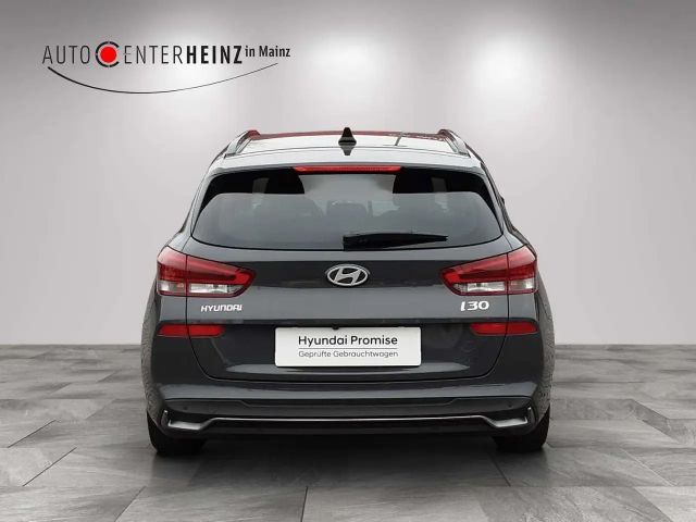 Hyundai i30 Advantage Hybrid