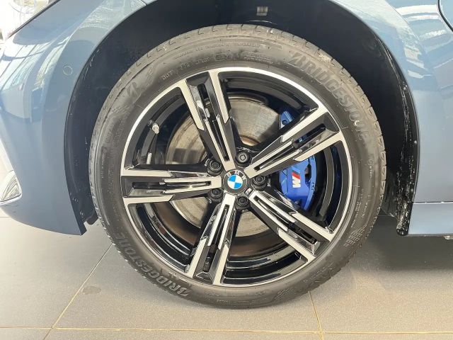 BMW 330 330e xDrive