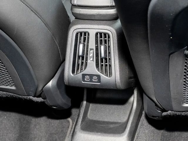 BMW 218 218d Active Tourer Luxury Line