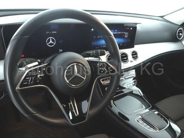 Mercedes-Benz E 220 E 220 d Estate