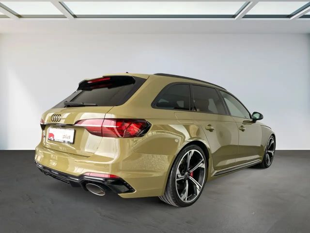 Audi RS4 Avant Quattro