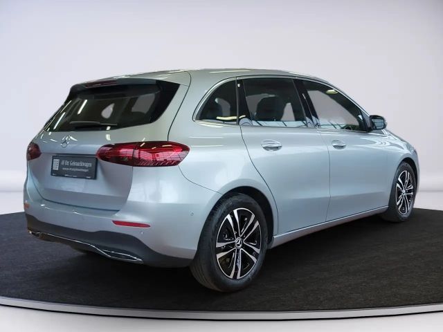 Mercedes-Benz B 200 Progressive