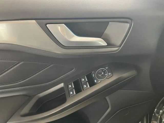 Ford Focus Titanium Wagon