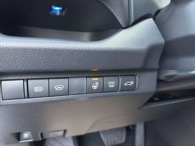 Suzuki Across E-Four Flash