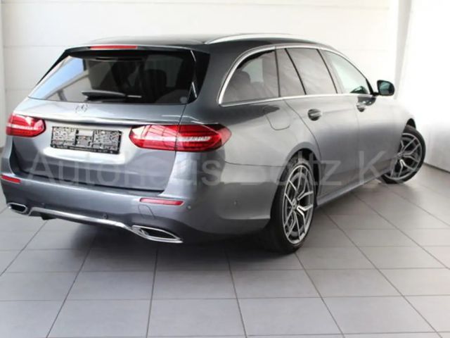 Mercedes-Benz E 220 AMG Line E 220 d Estate