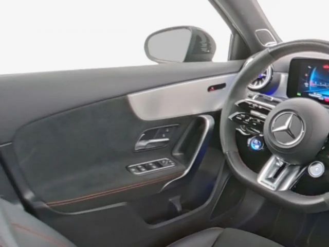 Mercedes-Benz A 35 AMG AMG Line
