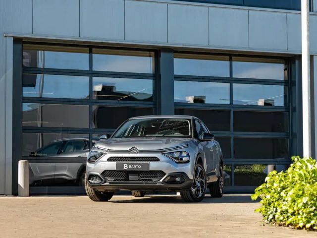 Citroën C4 130pk MT6 | a. Camera | Auto. Airco | Carplay/A...