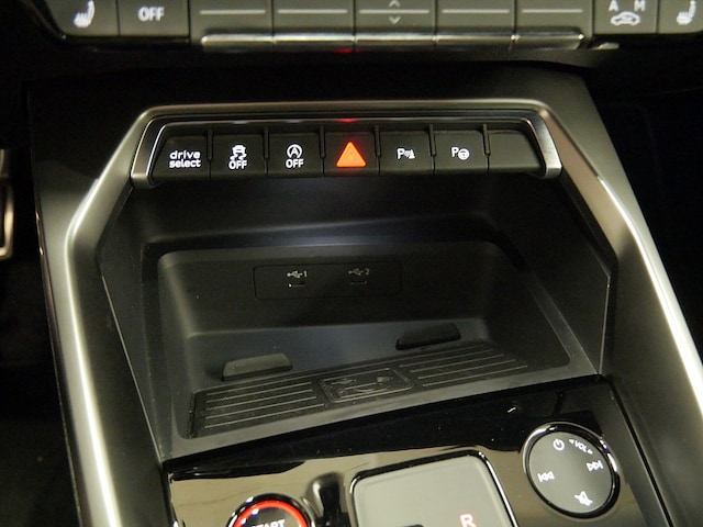 Audi S3 Quattro S-Tronic Sedan