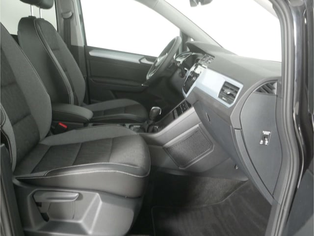 Volkswagen Touran 1.5 TSI R-Line