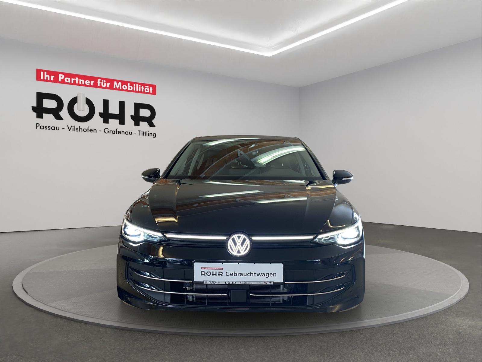 Volkswagen Golf 1.5 eTSI BMT DSG Golf VIII Life