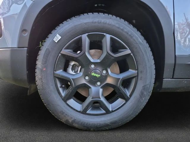 Jeep Avenger 1.2 T3 48V 4xe Hybrid eAWD Automatik Overl