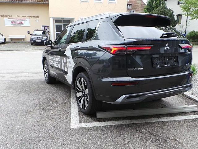 Mitsubishi Outlander Intense PHEV