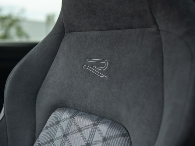 Volkswagen Golf Business DSG R-Line Style