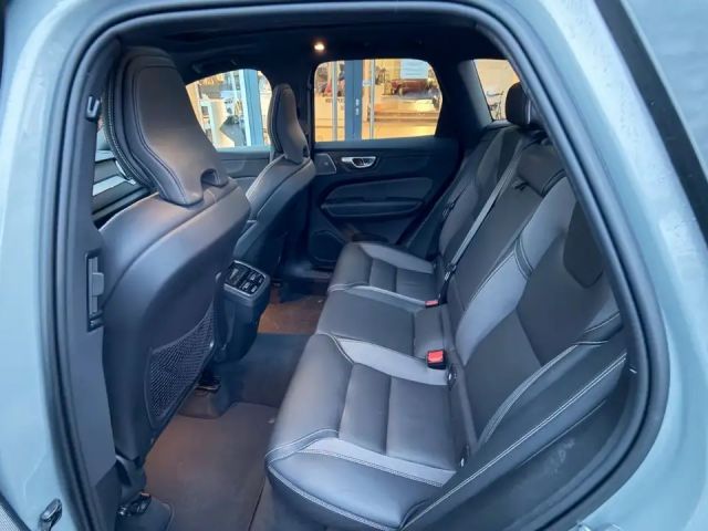 Volvo XC60 AWD Dark Ultimate