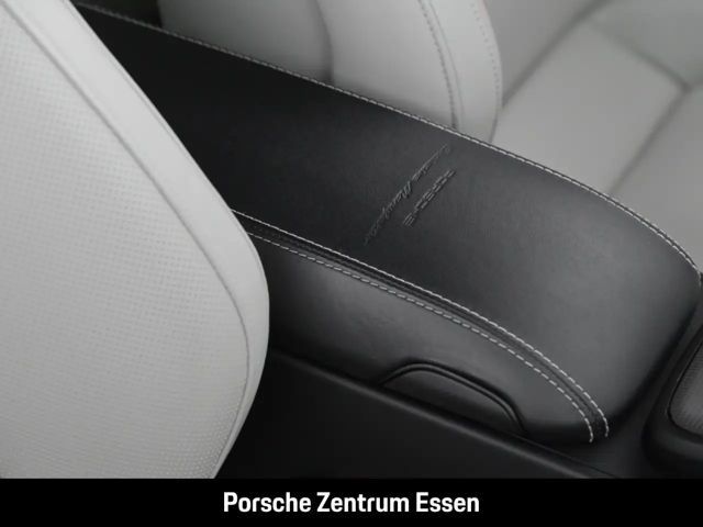 Porsche 992 4 Cabrio Carrera GTS