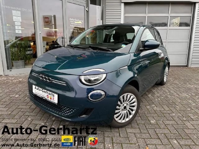 Fiat 500e Komfort Paket / Kamera / Allwetter