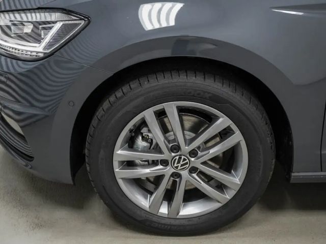 Volkswagen Touran ACT DSG Life