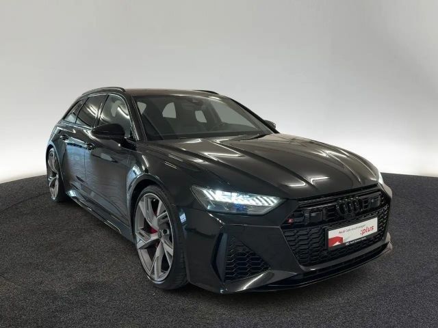 Audi RS6 tiptr. STDHZG MATRIX 360°K NAVI B&O