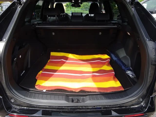 Suzuki Across E-Four Flash