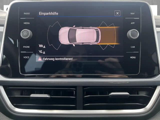 Volkswagen T-Roc 2.0 TD Allrad LED Navi Pano USB Parkassistent