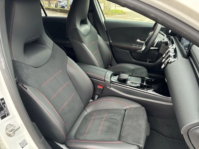 Mercedes-Benz A 250 4MATIC Hatchback