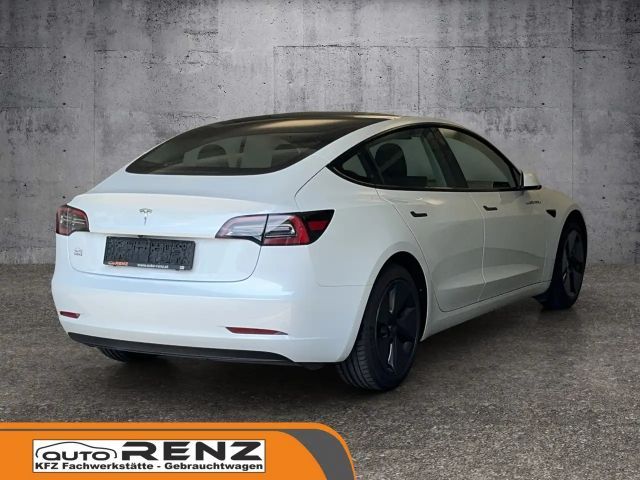 Tesla Model 3 RWD