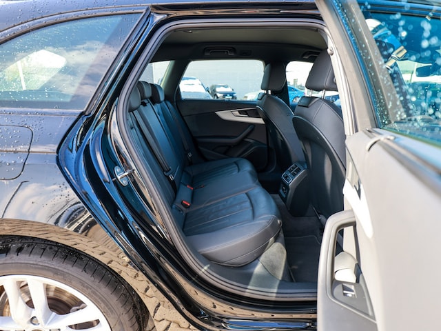 Audi A4 35 TFSI Avant S-Tronic