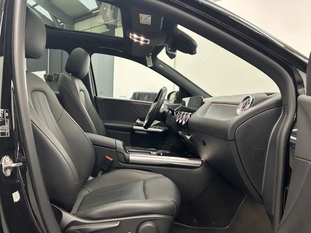 Mercedes-Benz B 180 Luxury Line