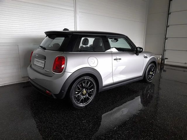 MINI One SE