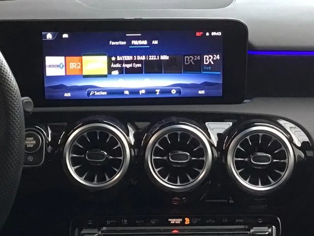 Mercedes-Benz A 250 4MATIC AMG Line Premium