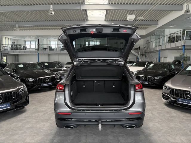 Mercedes-Benz GLA 250 4MATIC AMG Line