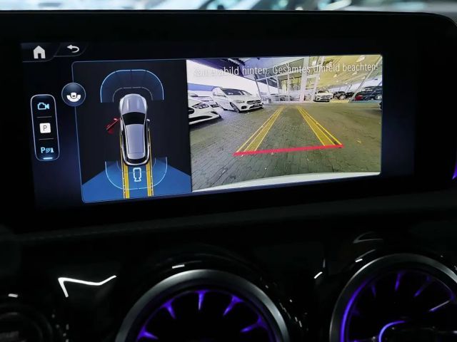 Mercedes-Benz CLA 200 AMG Line