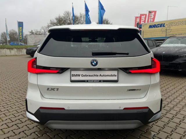 BMW iX1 xDrive