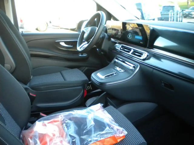 Mercedes-Benz V 300 Style