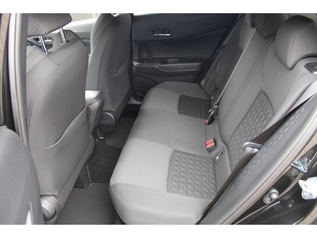 Toyota C-HR 5-deurs Plus