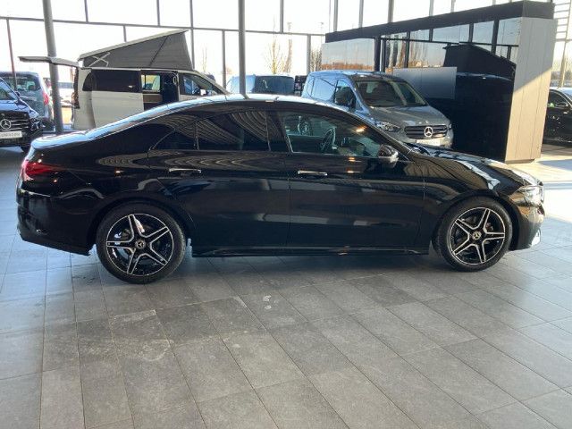 Mercedes-Benz CLA 180 AMG Line Coupé