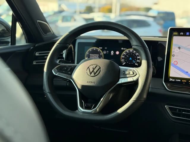 Volkswagen Tiguan 1.5 eTSI DSG R-Line