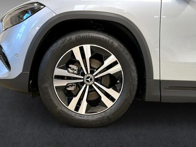 Mercedes-Benz GLA 200 Progressive