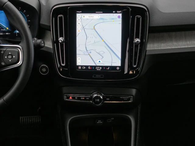 Volvo XC40 Dark Plus