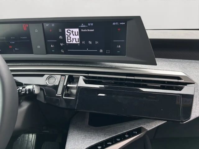 Peugeot E-5008 Allure Pack