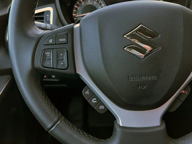 Suzuki S-Cross Hybrid