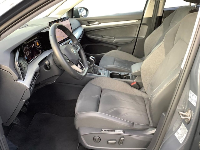 Volkswagen Golf 1.5 TSI Life Variant